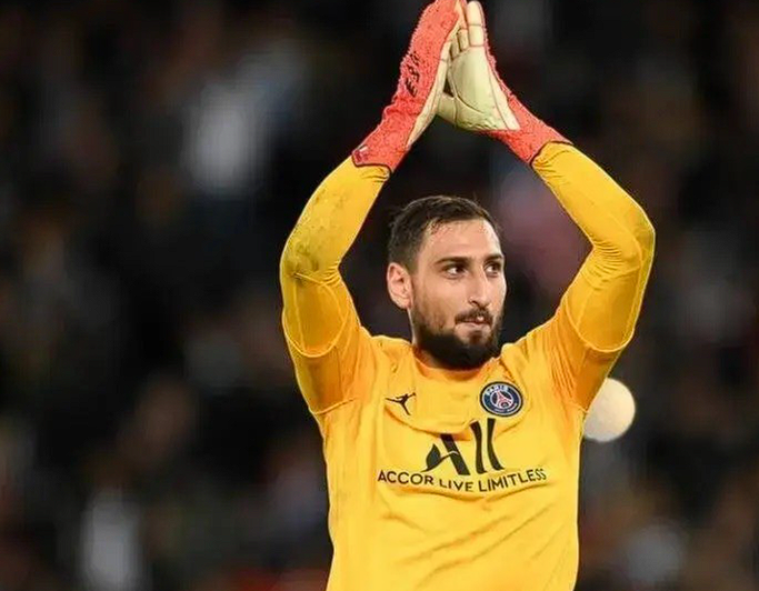 多纳鲁马:哈兰德助力加盟曼城,<a href='/news/tag/267.html' style='color: blue;'>英超</a>征程感恩同行